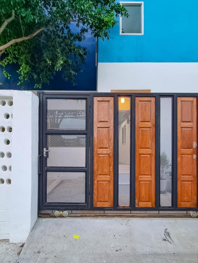 The Zai Apartment Ban Krathum Lom Ngoại thất bức ảnh